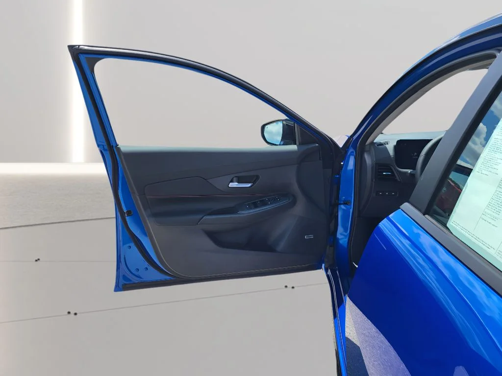 New 2026 Bluestone Pearl/Super Black Nissan SR image 18