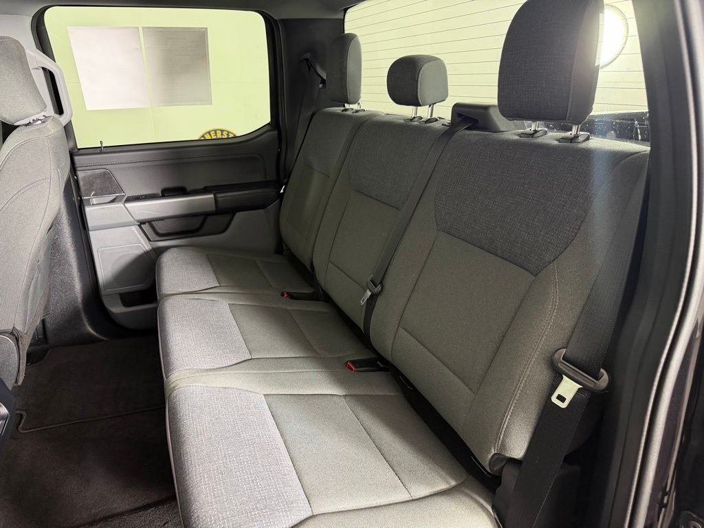 Used 2025 Black Ford XLT image 16