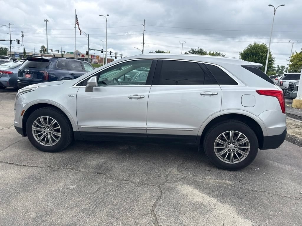 Used 2017 Radiant Silver Metallic Cadillac Luxury image 6