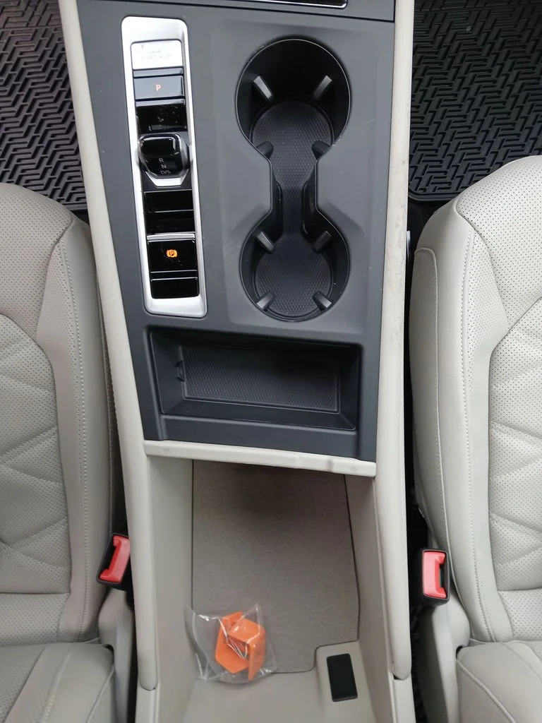 New 2026 White Volkswagen 2.0T SE image 24