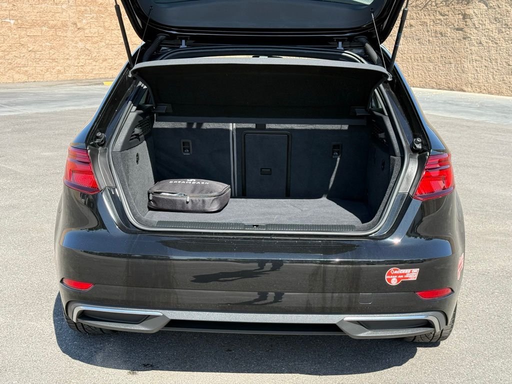 Certified Used 2018 Mythos Black Metallic Audi 1.4T Premium image 18