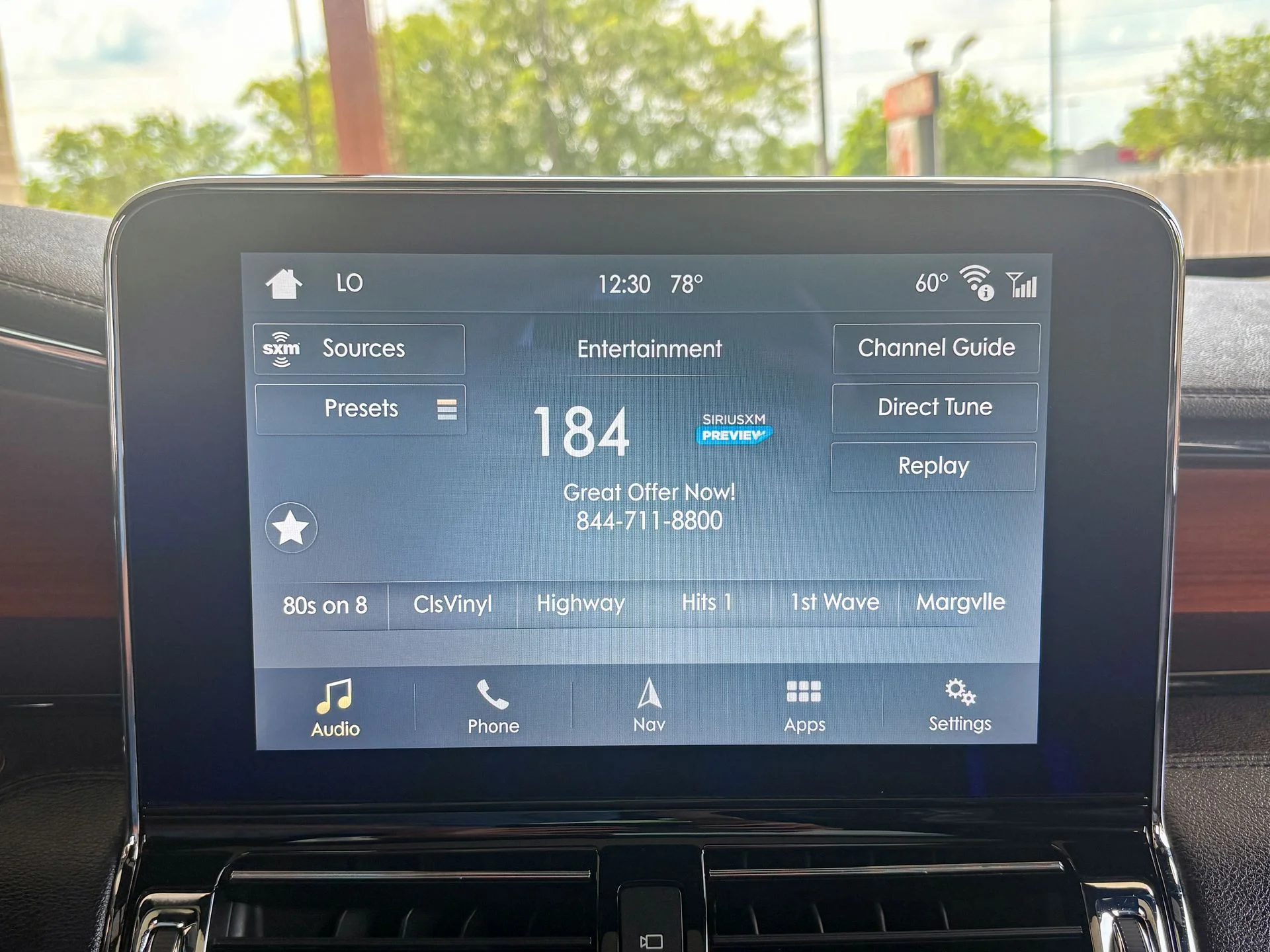 Used 2019 White Lincoln Reserve image 36
