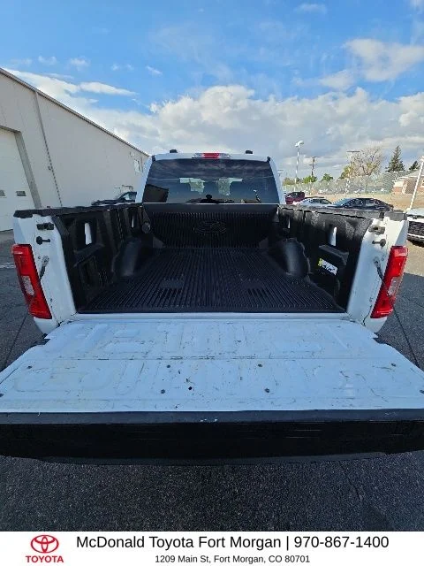Used 2022 White Ford XLT image 17