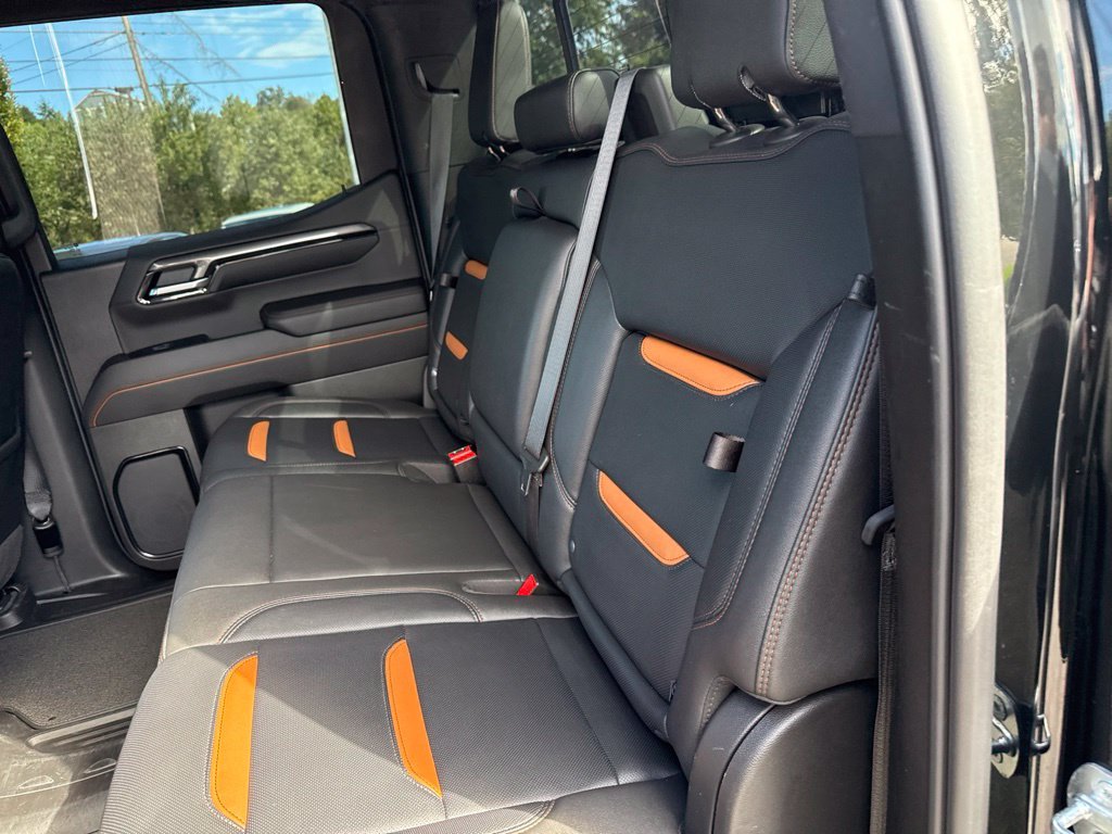 Used 2022 Onyx Black GMC AT4 image 17