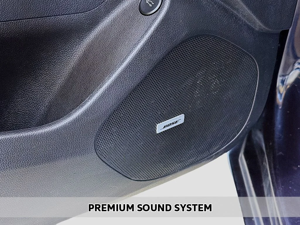 Used 2016 Blue Ray Metallic Chevrolet LT image 4