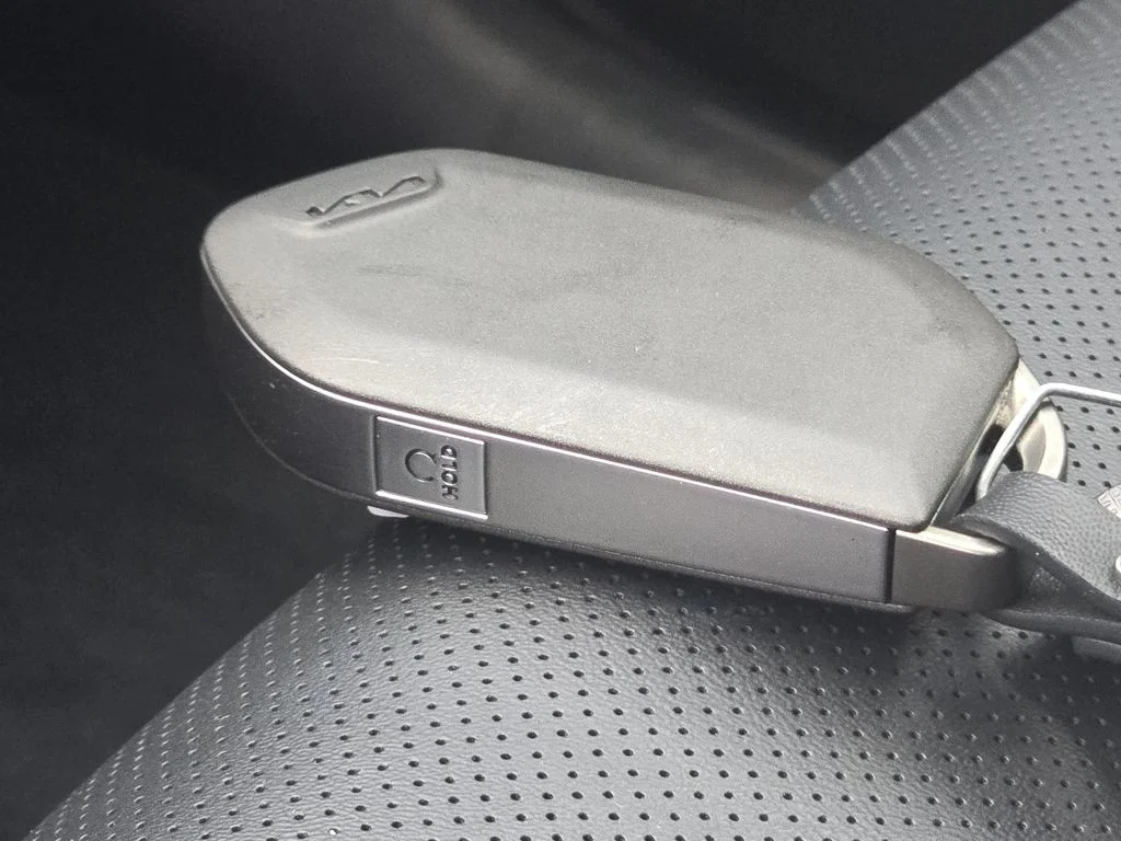 Used 2024 White Kia LX image 33