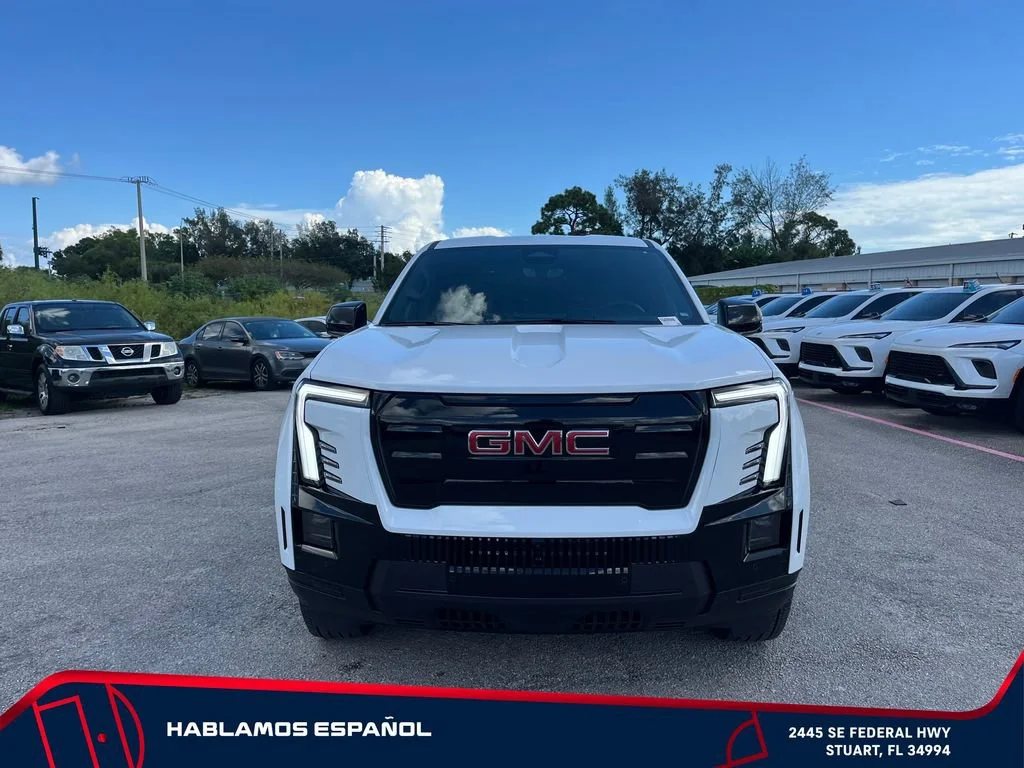 New 2026 Summit White GMC Elevation Extended Range image 2