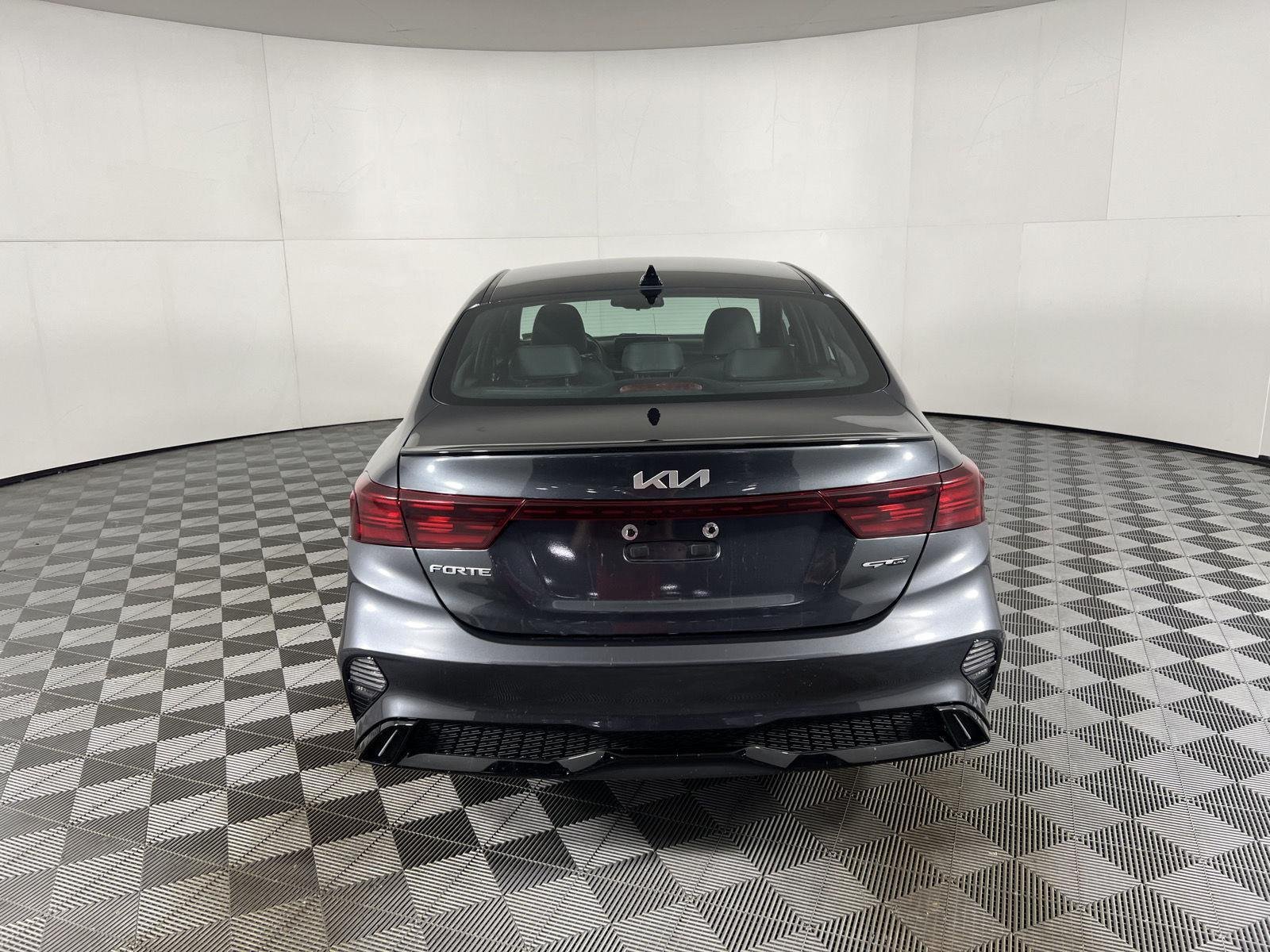 Used 2023 Gravity Gray Kia GT-Line image 3