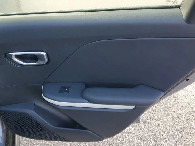 2025 Kia K4 GT-Line Turbo - Photo 30