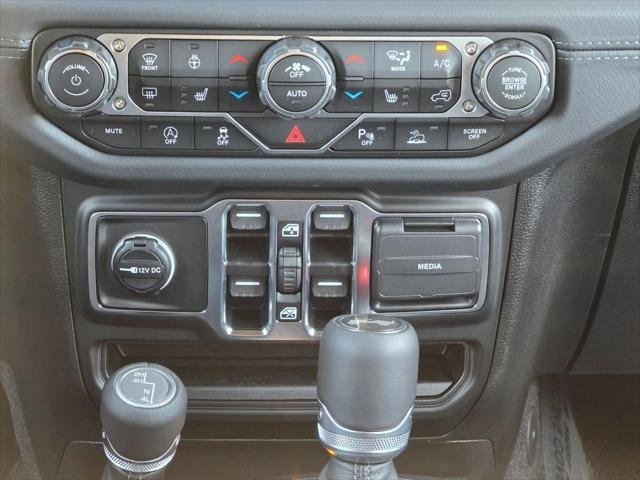 2026 Jeep Wrangler 4-Door Sahara - Photo 34