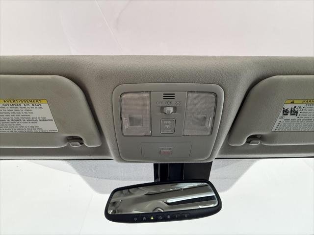 Certified Used 2016 TOASTED WALNUT PEARL Toyota  image 22