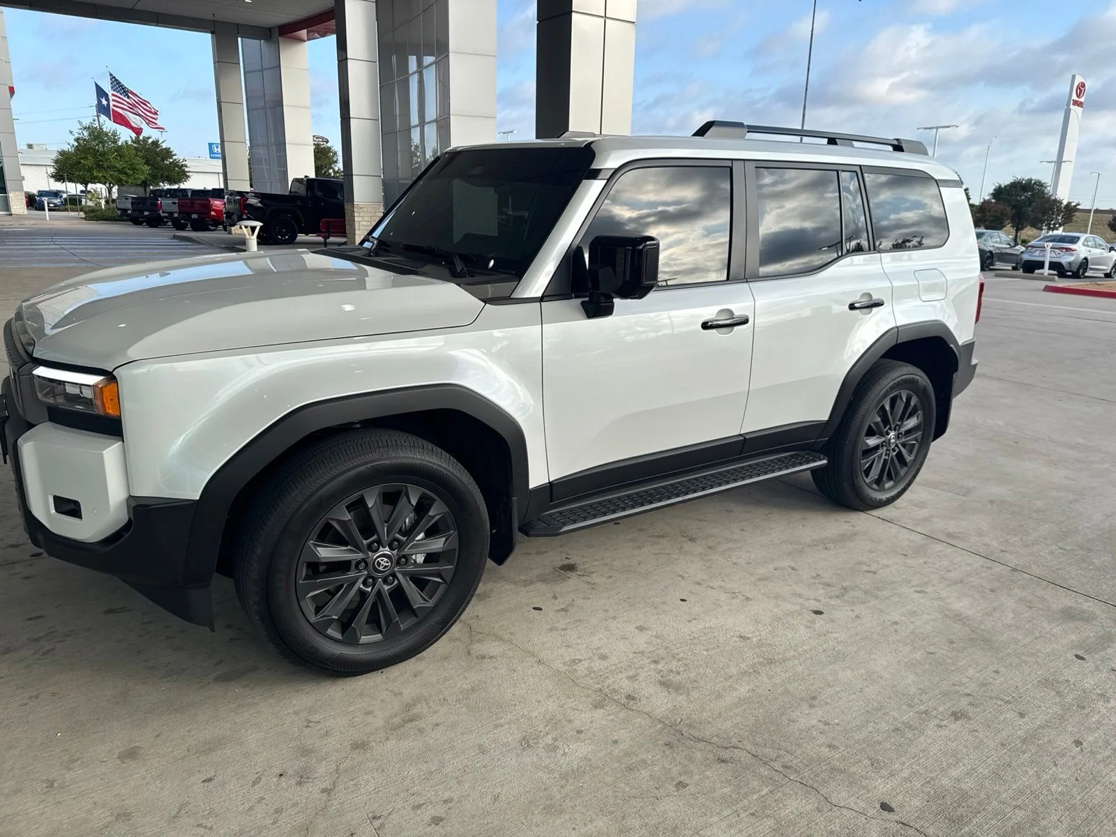Used 2027 Beige Toyota Base image 1