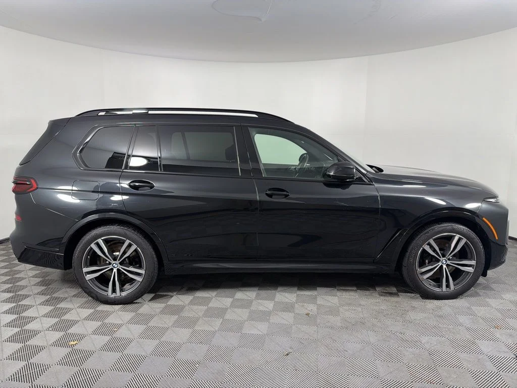 Certified Used 2024 Black Sapphire Metallic BMW xDrive40i image 4