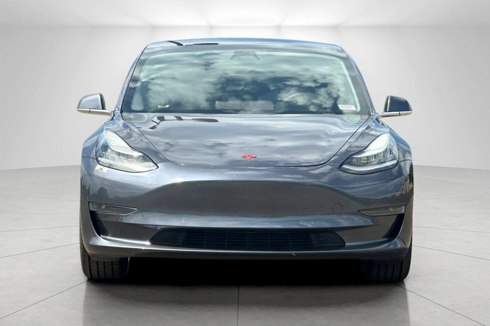 Used 2020 Gray Tesla Standard image 8
