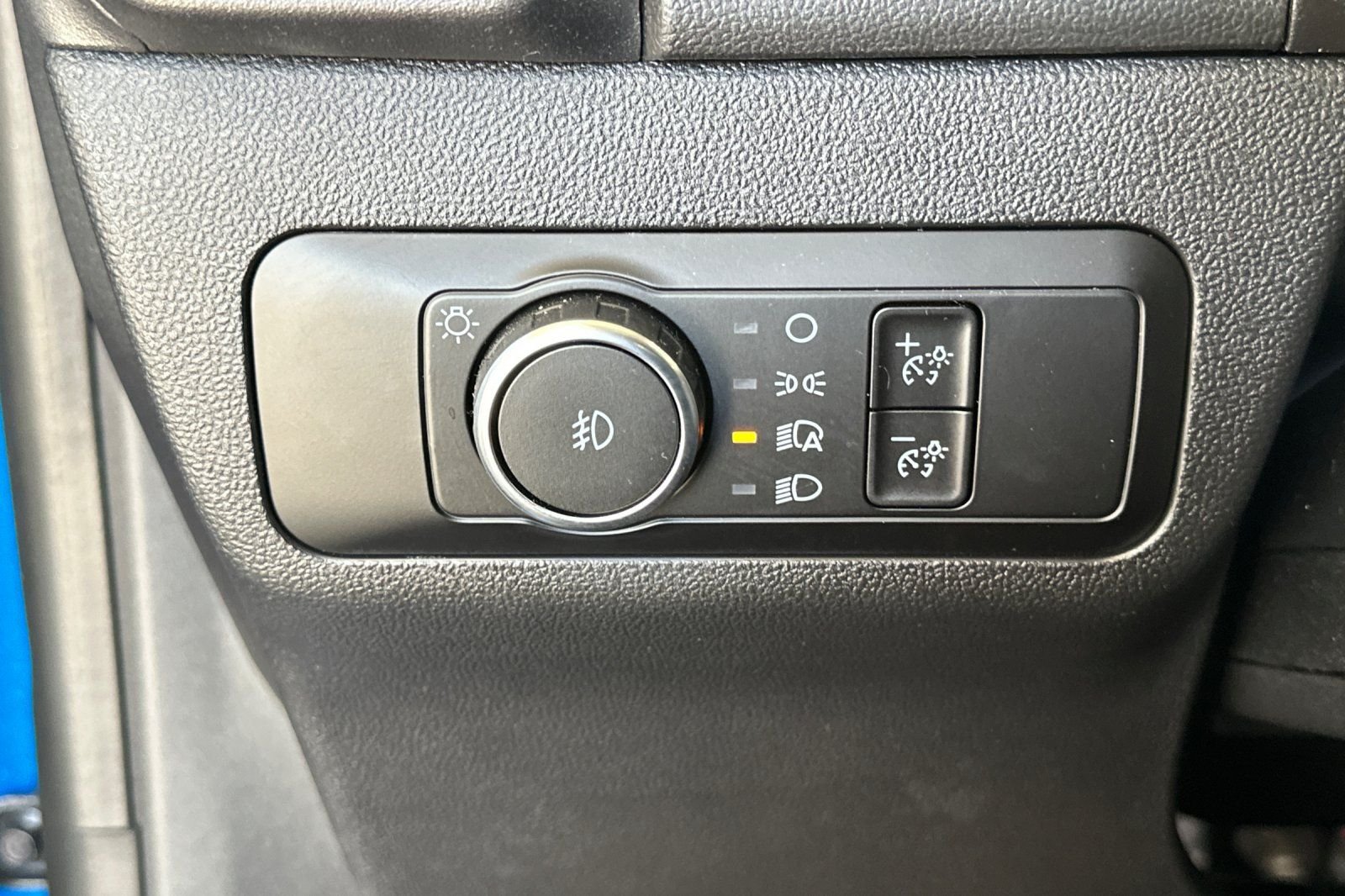 Used 2026 Blue Ford Outer Banks image 29