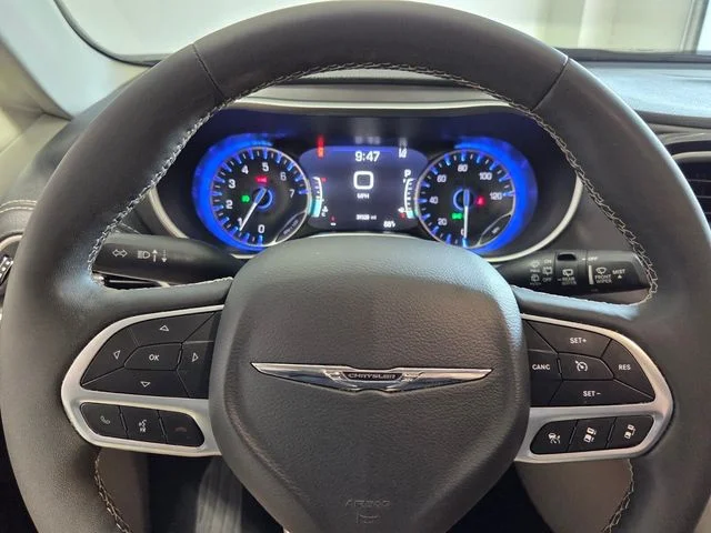 Used 2023 Black Chrysler Touring L image 26