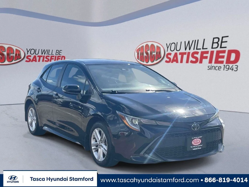 Used 2021 Black Toyota SE image 1