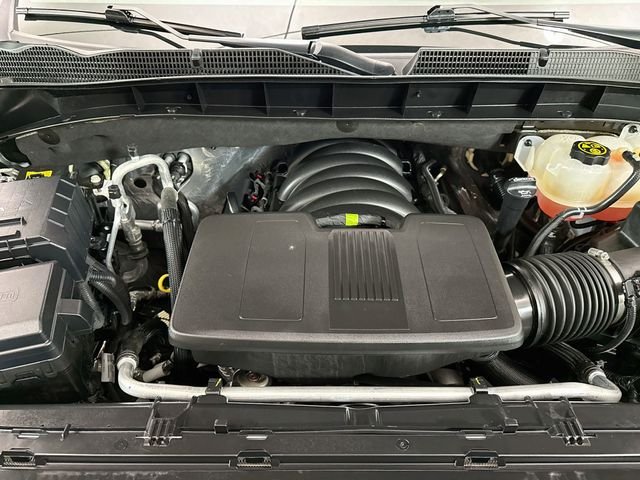 Used 2023 Silver GMC Denali image 31