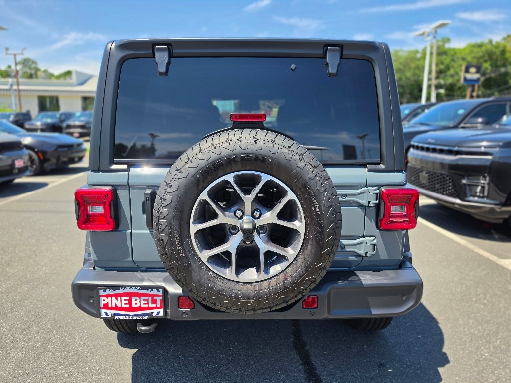 New 2026 Anvil Clear-Coat Exterior Paint Jeep Sport S image 12