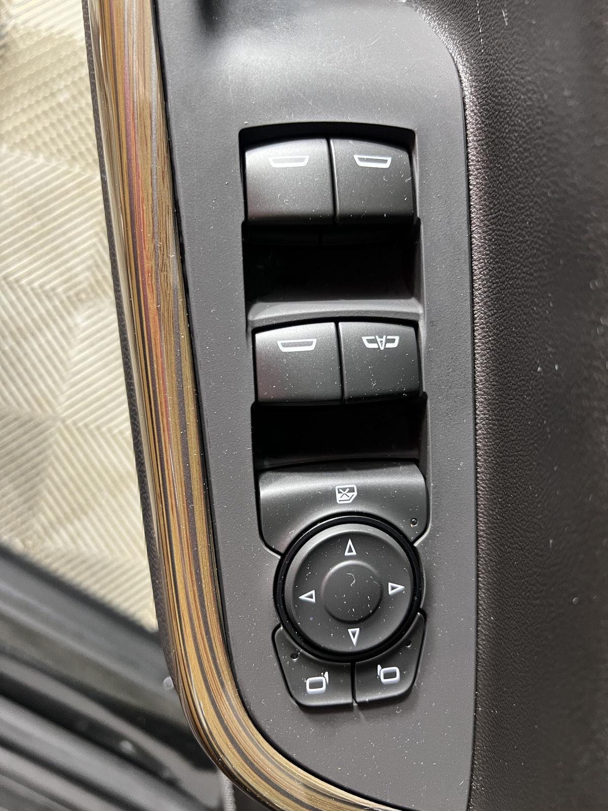 Used 2023 Ebony Twilight Metallic GMC SLE image 10