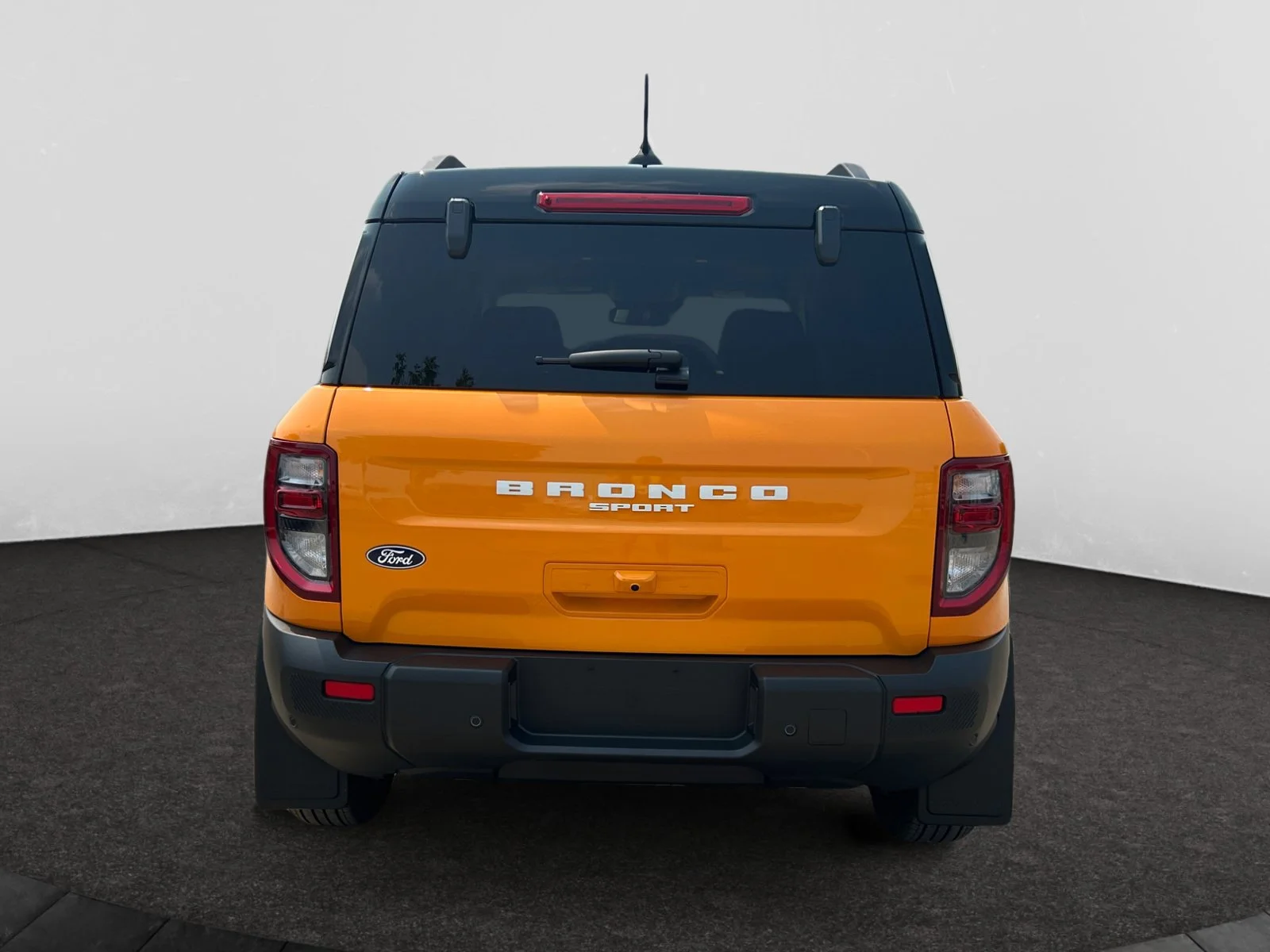 New 2026 Orange Fury Metallic Tri-Coat Ford Outer Banks image 4