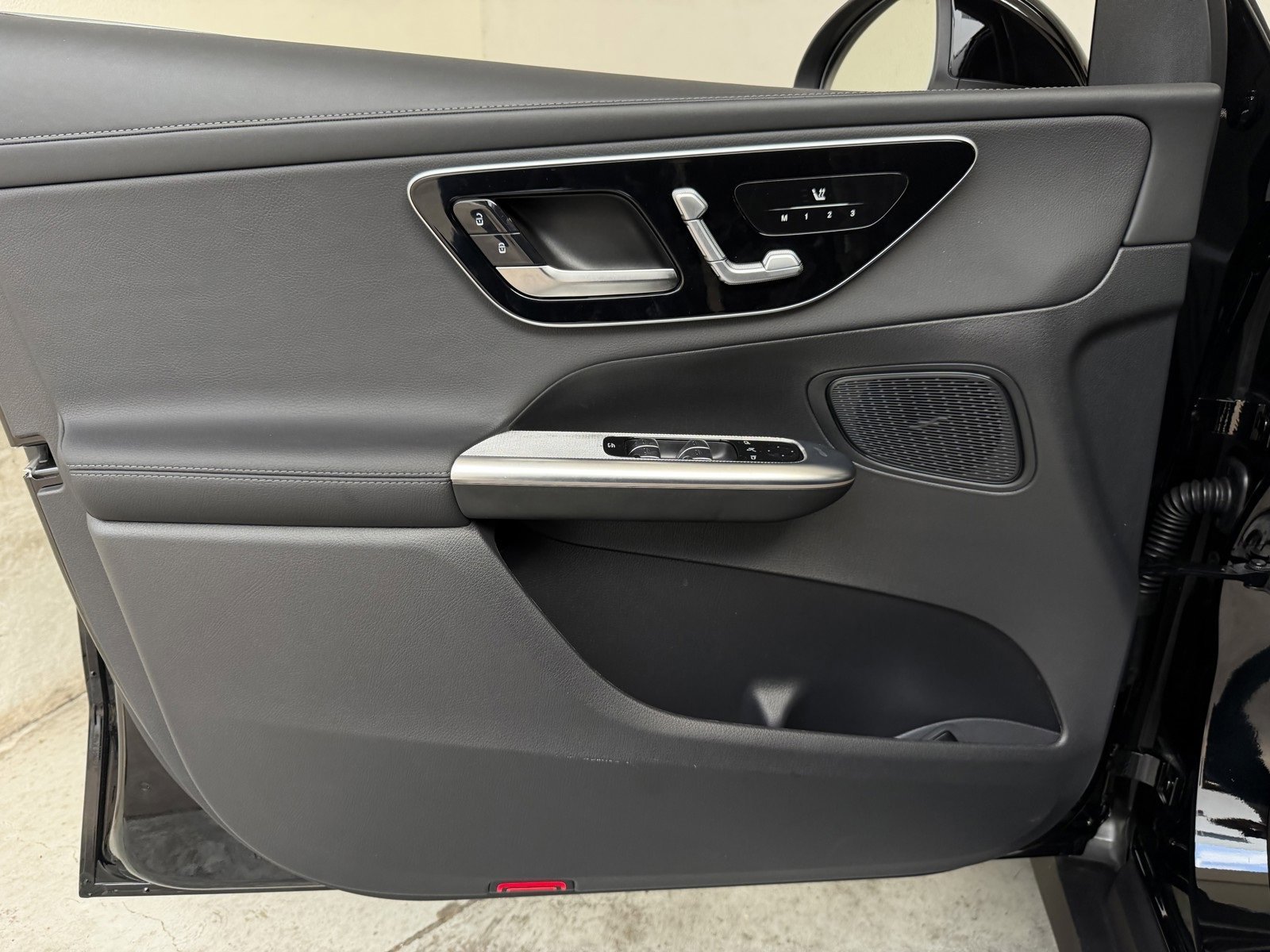 New 2026 Black Mercedes-Benz GLC 300 image 42