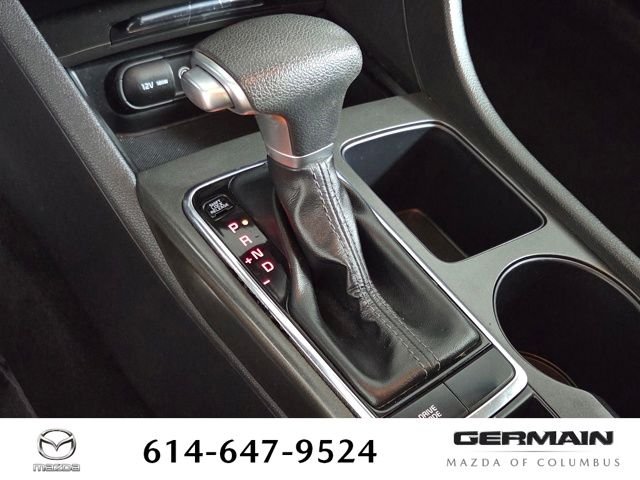 Used 2016 Silver Kia LX image 26