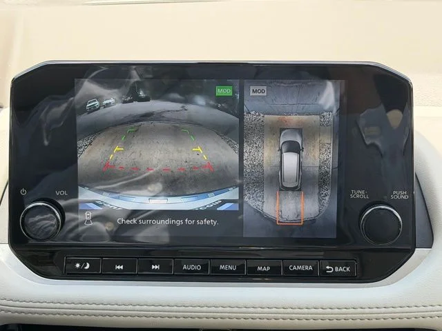 Certified Used 2023 White Nissan SL image 34