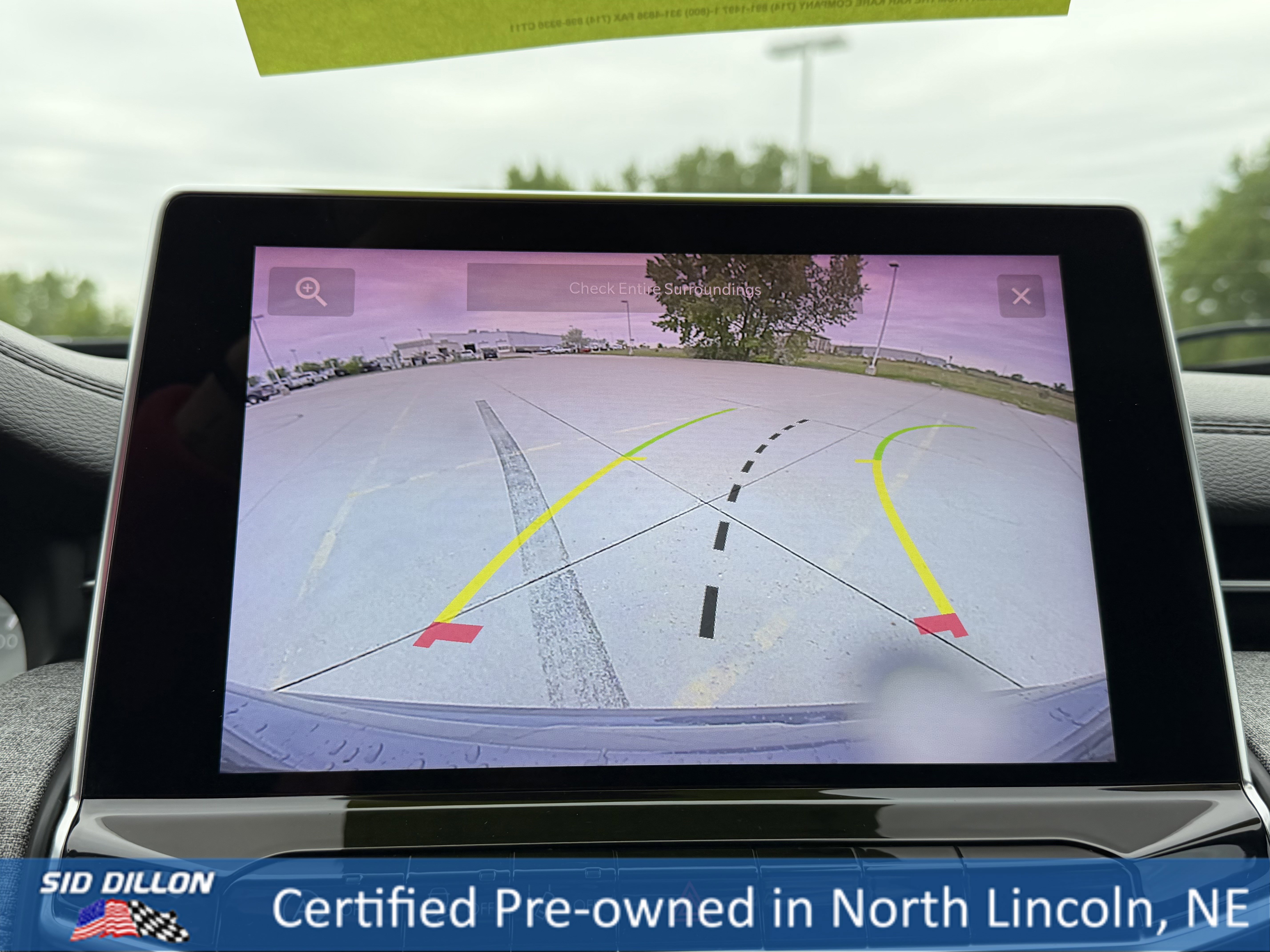 Used 2023 Sting-Gray Clearcoat Jeep Latitude Lux image 16