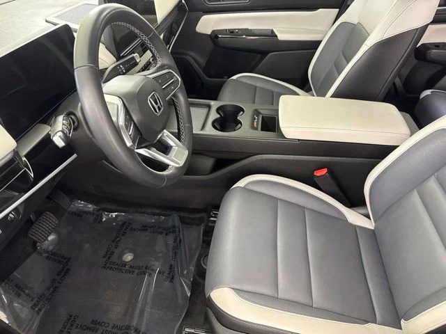 Used 2025 Gray Honda Touring image 24