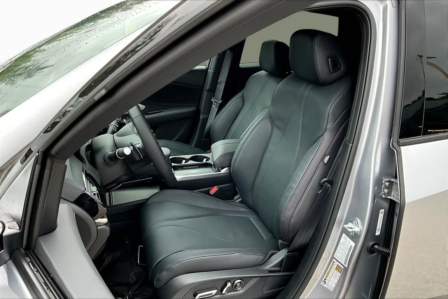 New 2026 Solar Silver Metallic Acura w/A-Spec Advance Package image 9