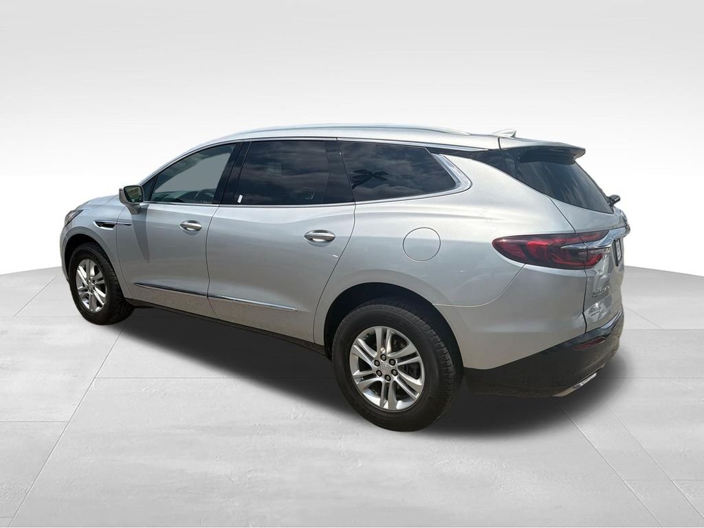 Used 2020 Silver Buick Essence image 3