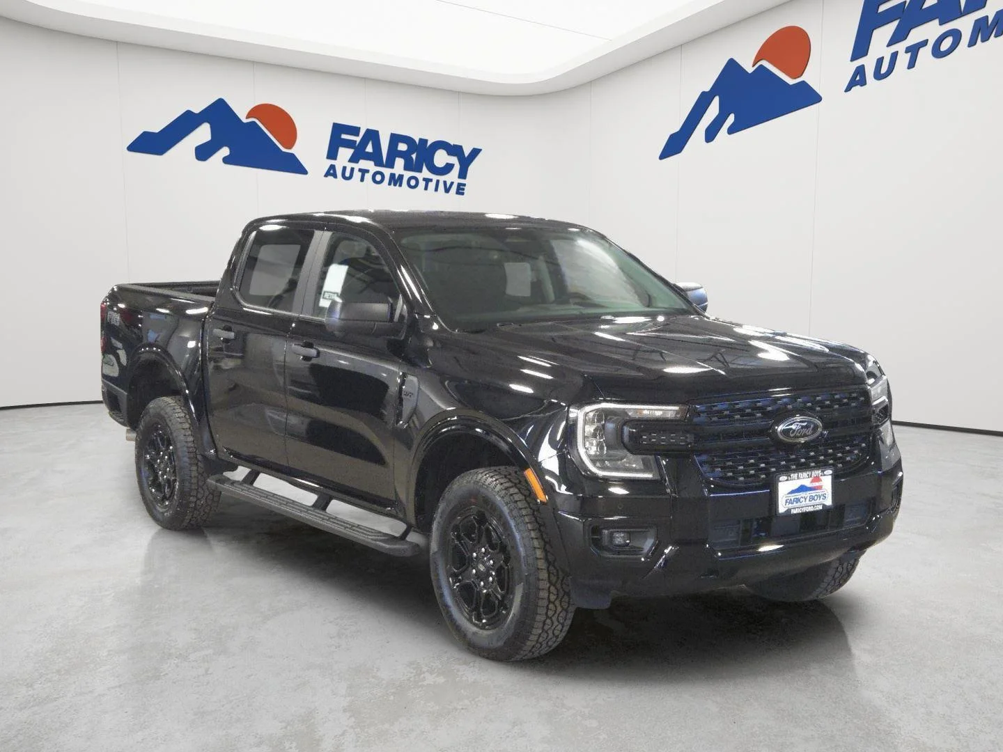 Used 2026 Shadow Black Ford XLT image 3