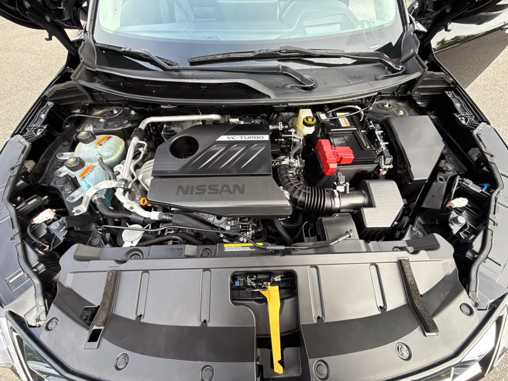 Used 2024 Super Black Nissan Platinum image 29