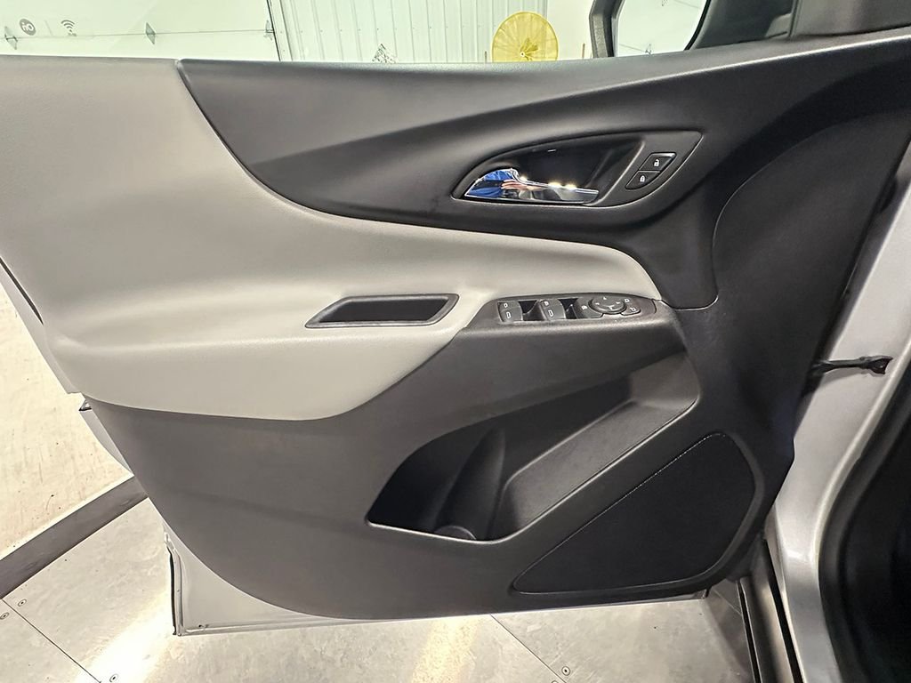 Used 2019 Silver Chevrolet LS image 19