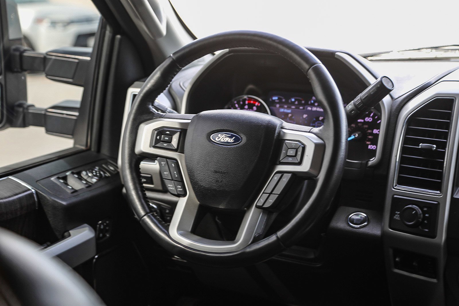 2020 Ford F-350 Super Duty Lariat - Photo 14