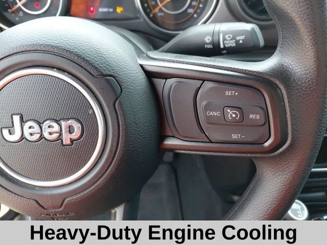 Used 2023 Green Jeep Willys image 12
