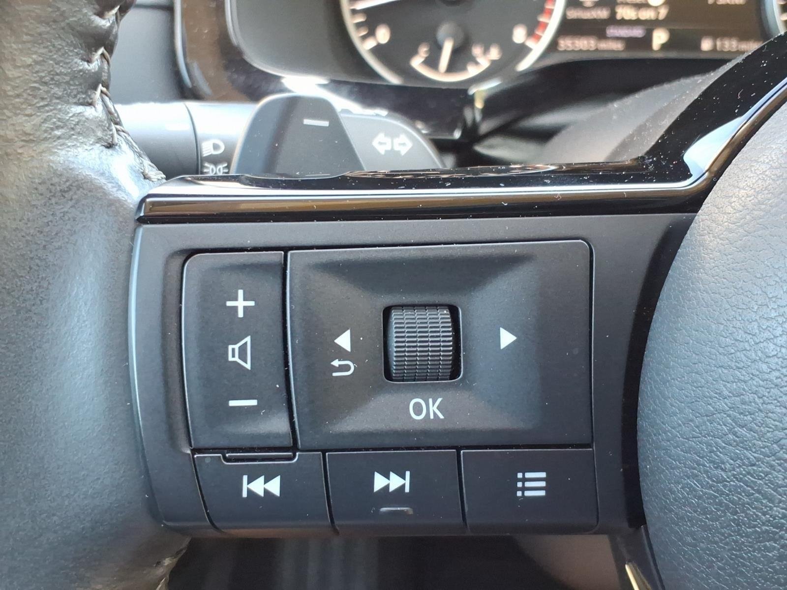 Used 2024 Super Black Nissan SL image 16
