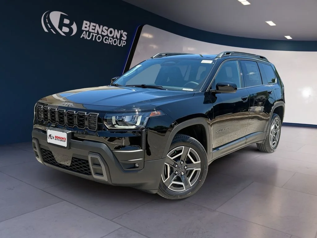 2026 Jeep Cherokee Laredo HEV 4X4's photo