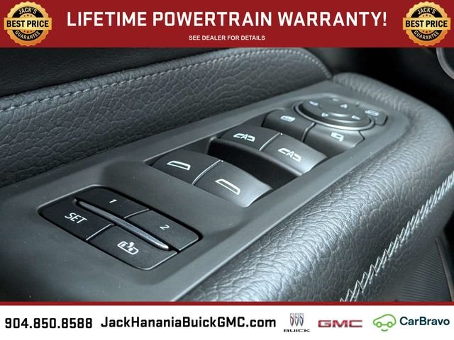 Used 2022 Green GMC Denali image 29