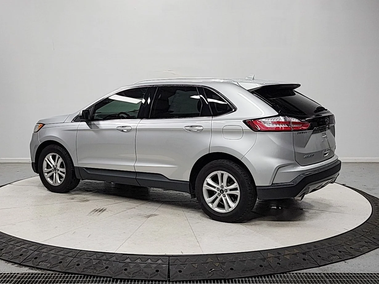 Used 2019 Silver Ford SEL image 5