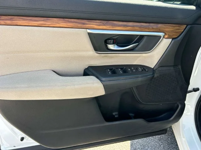 Used 2019  Honda EX image 24