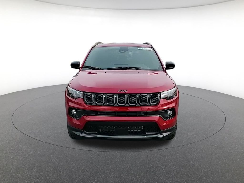 New 2026 Red Hot Pearl-Coat Exterior Paint Jeep Latitude image 2
