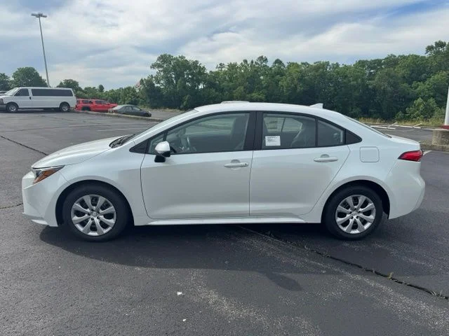 New 2026 Wind Chill Pearl Toyota LE image 6