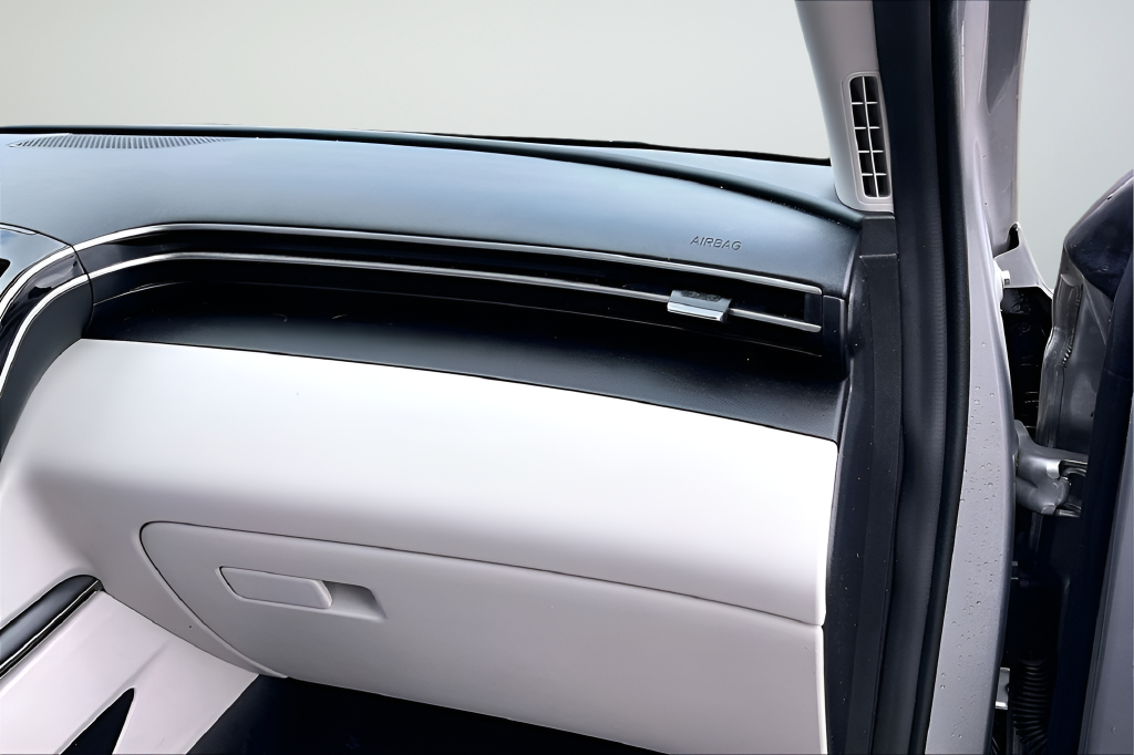 Used 2022 Silver Hyundai SEL image 22