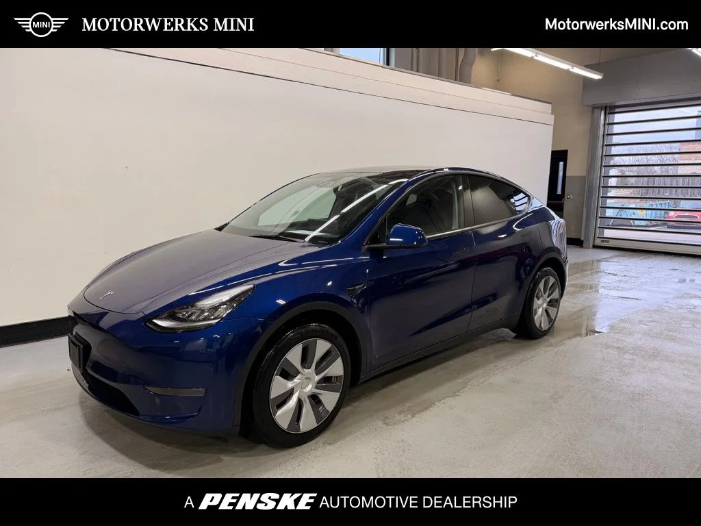 2023 Tesla Model Y Long Range Dual Motor All-Wheel Drive's photo