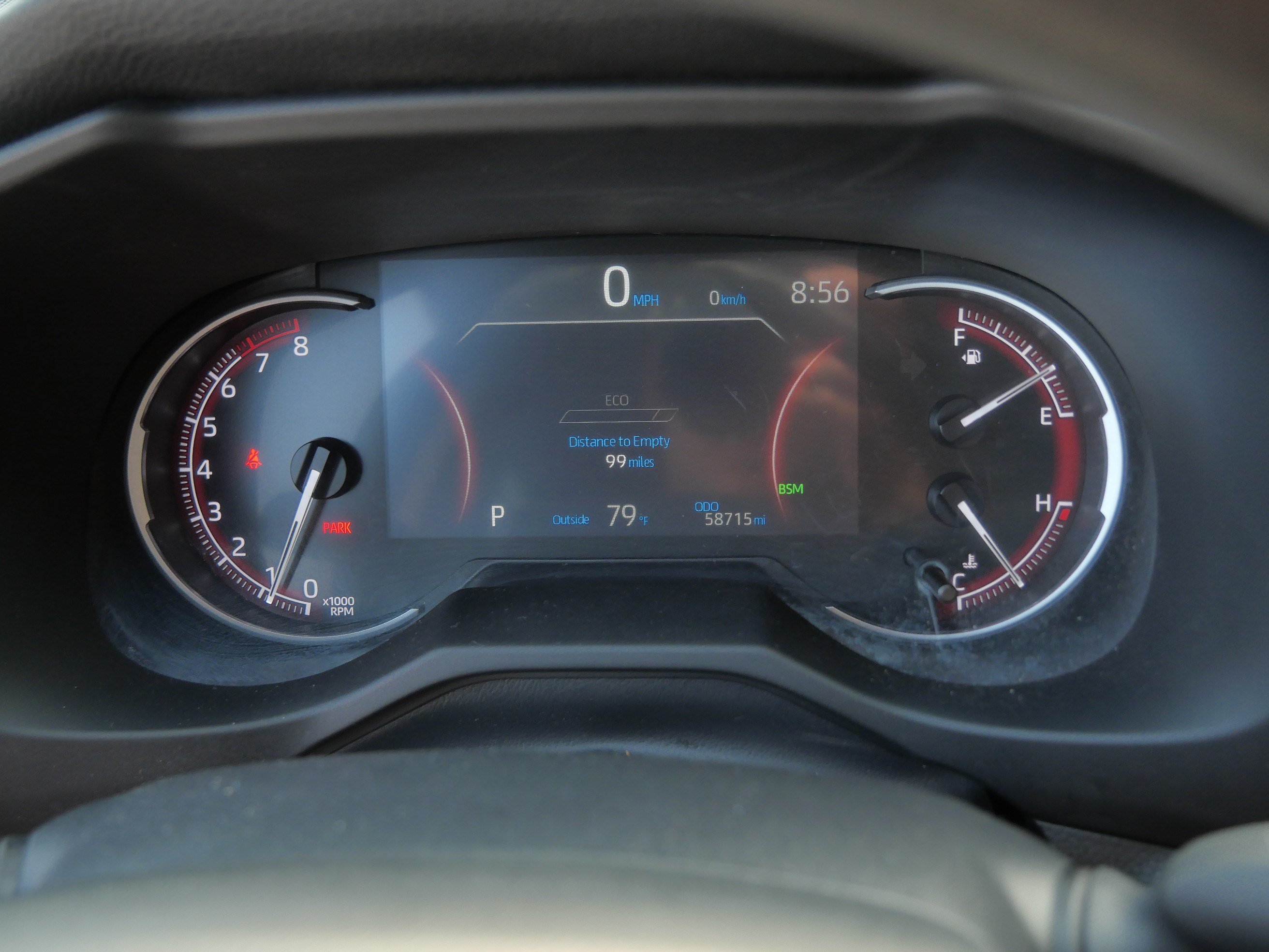2024 Toyota RAV4 XLE - Photo 21