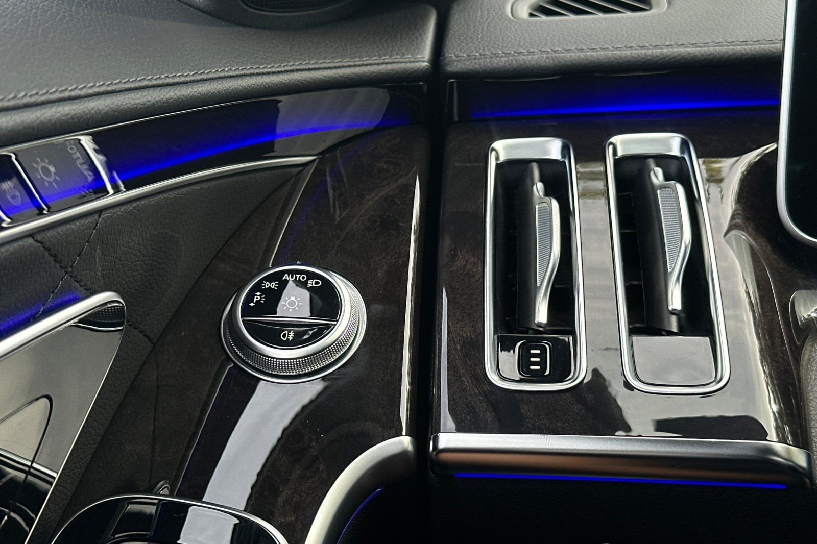 Certified Used 2023 Black Mercedes-Benz S 580 image 34