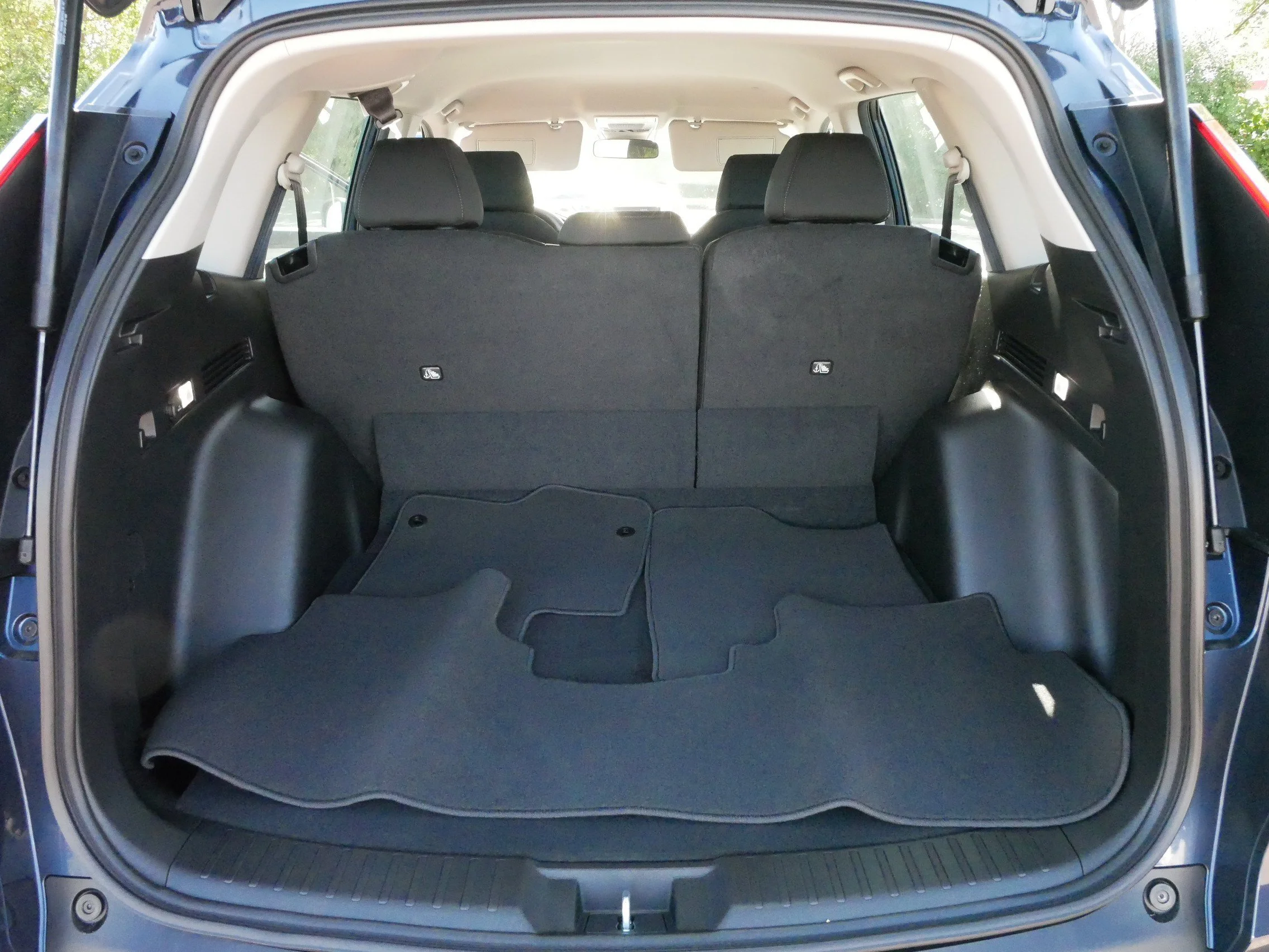 2024 Honda CR-V LX - Photo 18