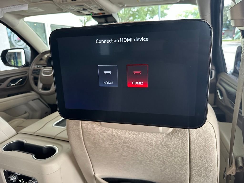 Used 2023 Silver GMC Denali image 40